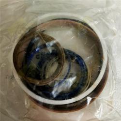 Комплект уплотнений для цилиндра Volvo L90D из Италии (арт. 25-19080704)