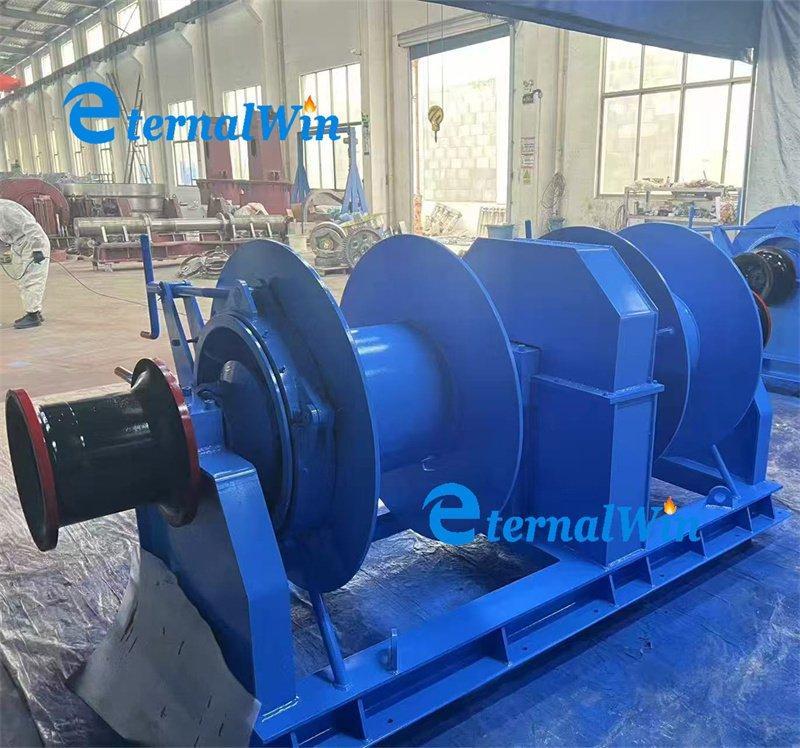 Якорный шпиль 20 тонн гидравлический электрический сдвоенный барабан для судна (арт. 25-19081281)