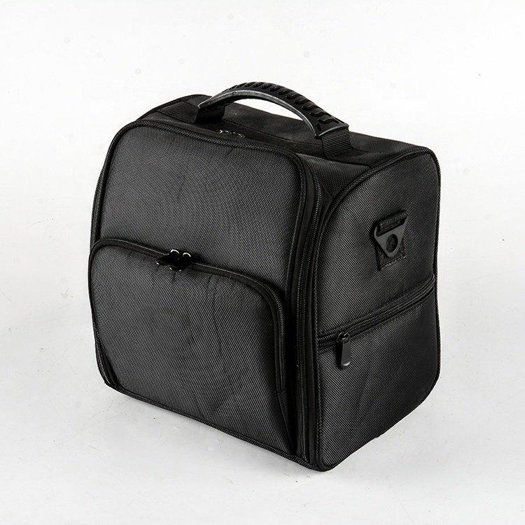 Кейс для косметики с регулируемыми отделениями и плечевым ремнем (арт. 25-19082770)