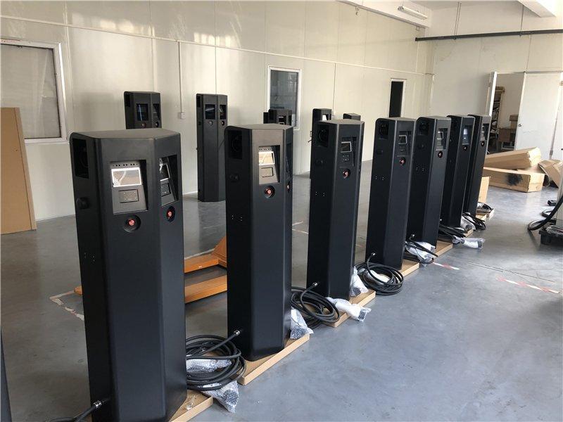 Зарядная станция для электромобилей 2*22кВт 32А напольная (арт. 25-19083091)