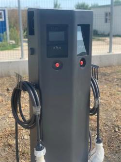 Зарядная станция для электромобилей 2*22кВт 32А напольная (арт. 25-19083091)