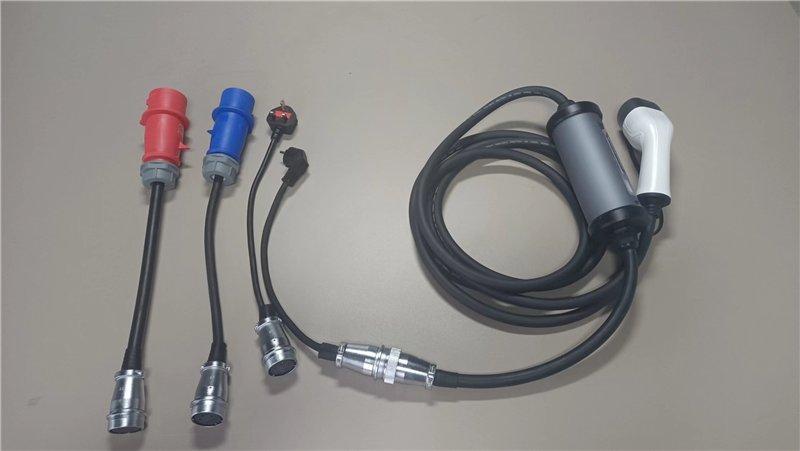 Зарядное устройство PENODA 3.5-22кВт с 3 фазами и 3 вилками (арт. 25-19083130)