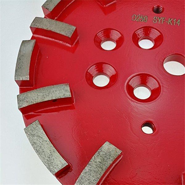 Круг алмазный шлифовальный 250мм 20 сегментов для пола (арт. 25-19083615)