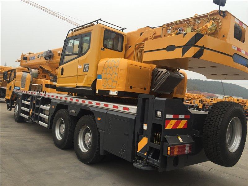 Автокран 25 тонн с телескопической стрелой и двигателем (арт. 25-19083858)