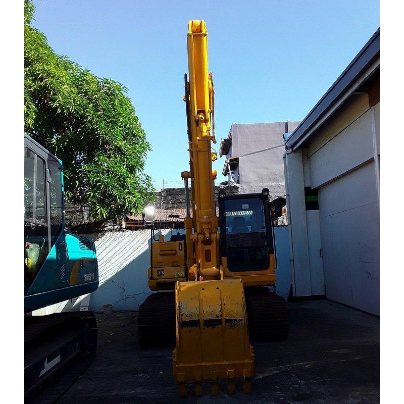 Экскаватор гусеничный 15т 0.5м³ CDM6150 (арт. 25-19083912)