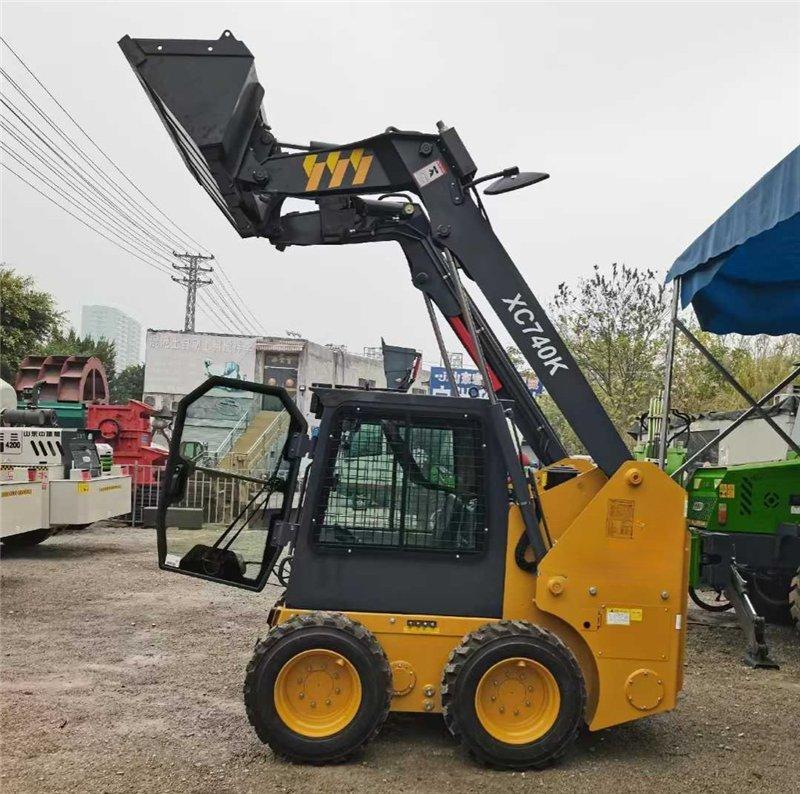 Мини-погрузчик 0.75 тонны XC740K XC7-SR07 с EPA двигателем (арт. 25-19083971)