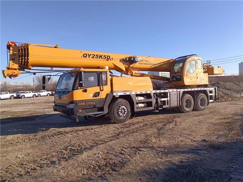 Автокран 25т телескопическая U-образная стрела (арт. 25-19084038)