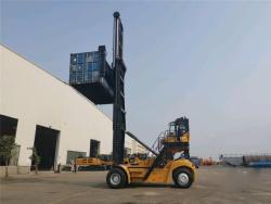 Погрузчик телескопический 3 тонны STH634A (арт. 25-19084281)