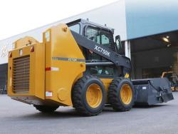 Мини-погрузчик 3.2T XC750K 900кг 0.45м³ (арт. 25-19084282)