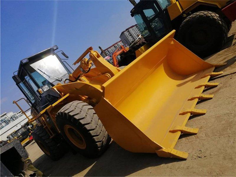 Погрузчик фронтальный 17.8т 3.3м³ 4-колесный CLG856H (арт. 25-19084284)