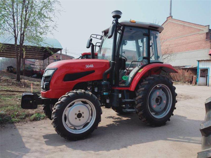 Трактор 4WD сельскохозяйственный с передним рулевым управлением LTB604 (арт. 25-19084302)