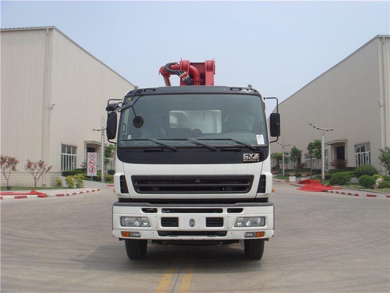 Автобетононасос 30м на шасси с телескопической стрелой (арт. 25-19084314)