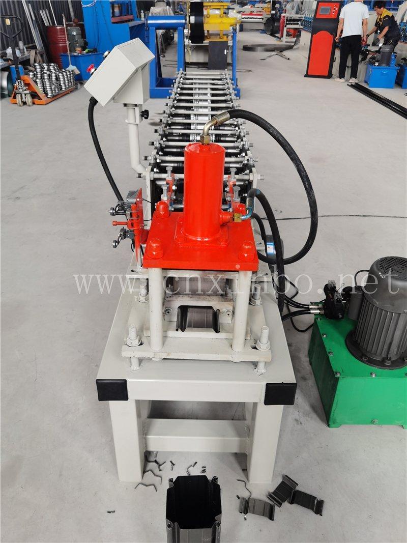 Станок для профилирования алюминиевых ролетных дверей (арт. 25-18080234)