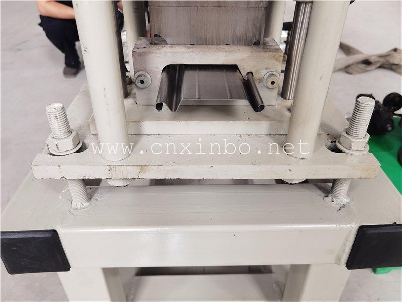 Роллетные ворота алюминиевые для гаража (арт. 25-18080267)