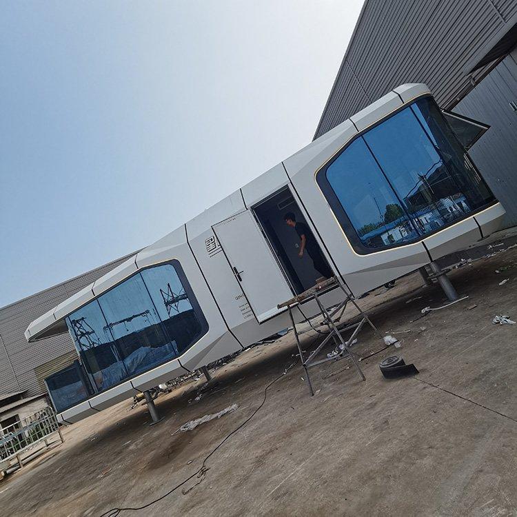 Мобильный контейнер-дом с интерьером, сборный микродом (арт. 25-24110128)
