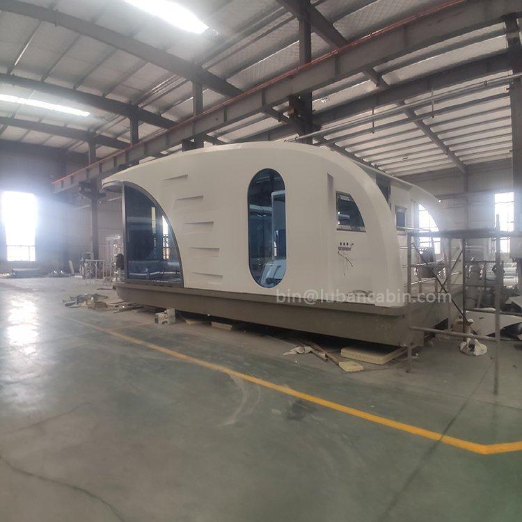 Плавучий дом-яхта роскошный водный коттедж для вечеринок (арт. 26-1090158)