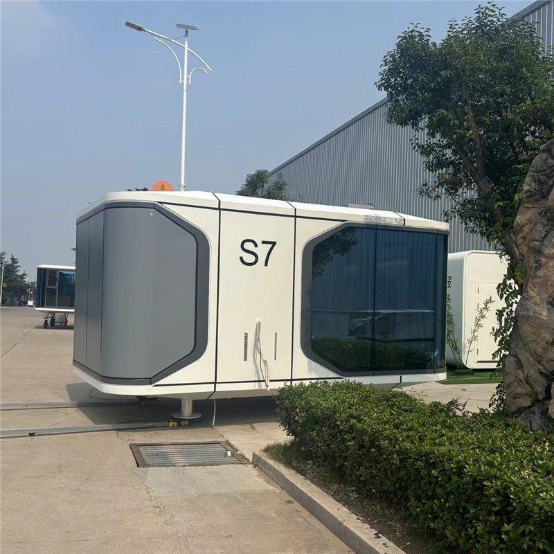 Модульный дом-капсула для отдыха с современным дизайном (арт. 26-1090370)