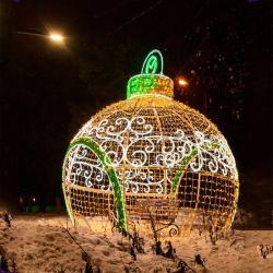 Санта на санях с оленями в натуральную величину (арт. 26-1090407)