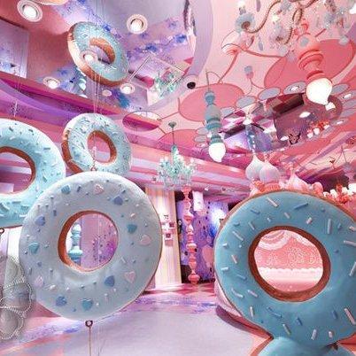 Скульптура пончик из смолы креативная для декора парка (арт. 26-1090501)