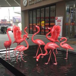 Садовая фигура фламинго из стеклопластика в натуральную величину (арт. 26-1090574)