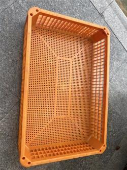 Ящик для транспортировки кур пластиковый 116*77*22 см (арт. 26-1200022)