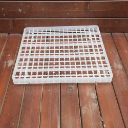 Лоток для перепелиных яиц пластиковый на 221 ячейку (арт. 26-1200083)