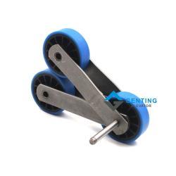 Цепь ступеней эскалатора tke шаг 135 размер колеса 75*23.5*6204 (арт. 26-2102055)